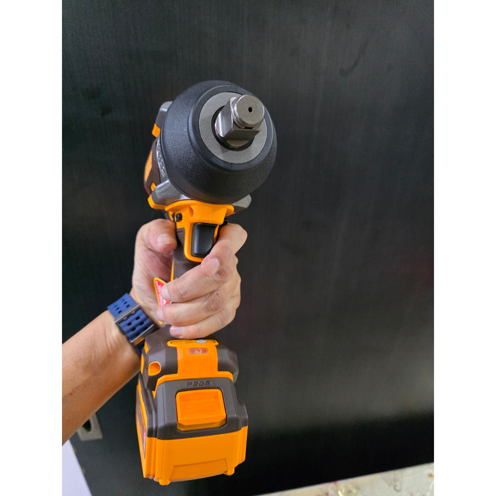 INGCO 20V BL 3/4" Drive Impact Wrench Max 1350Nm 2x5.0Ah + Charger + Case CIWLI20135